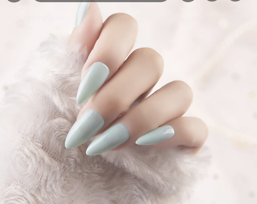 Mint Gloss Press On Nails In Oval Shape.