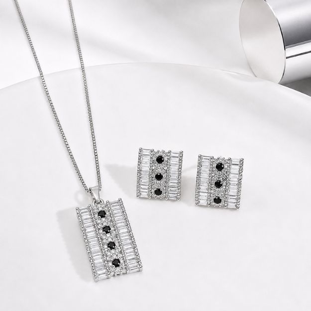 Black Crystal Luxe Set